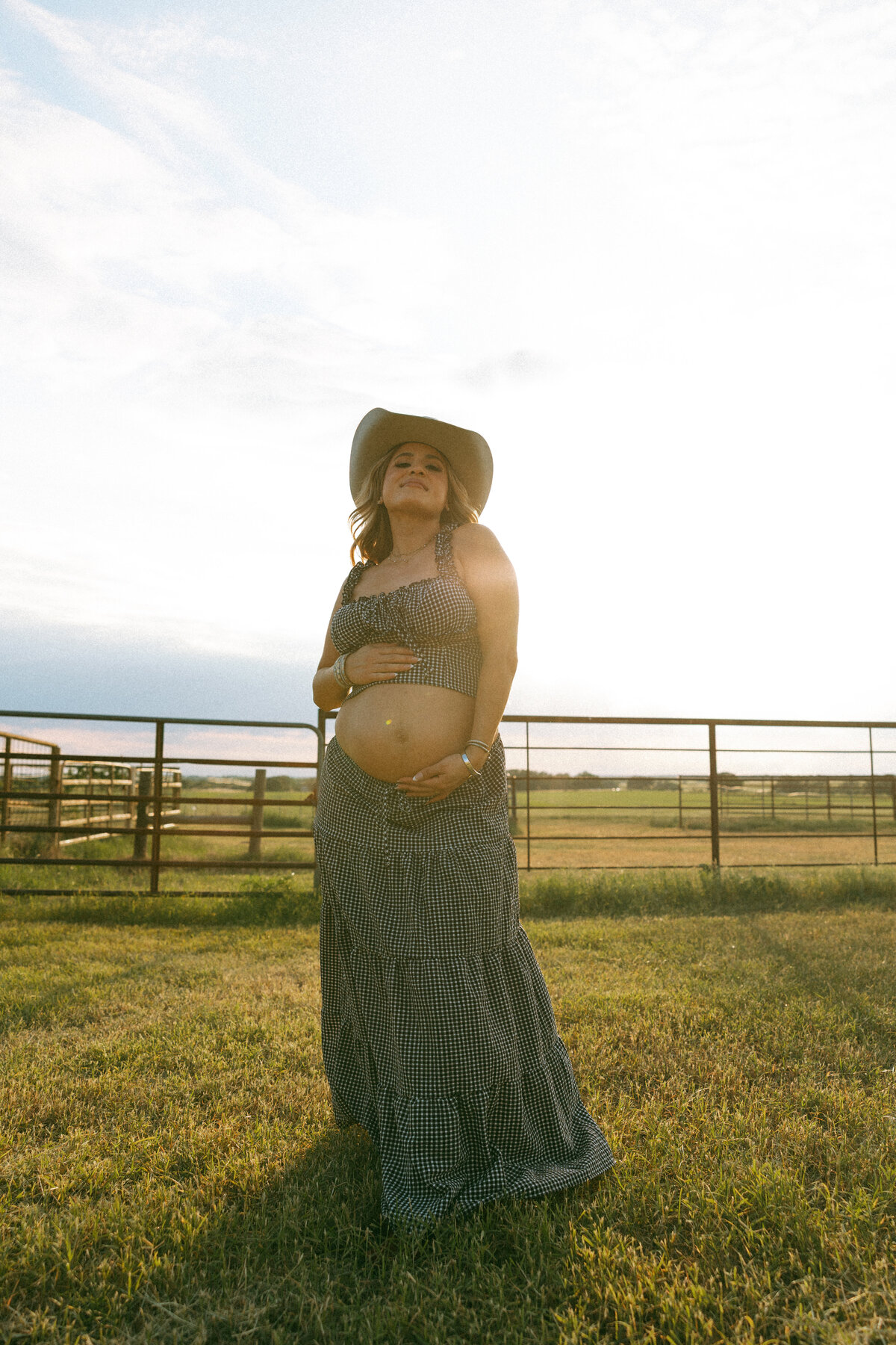 Maria Garza Maternity - Wild Rose Creative Co-241