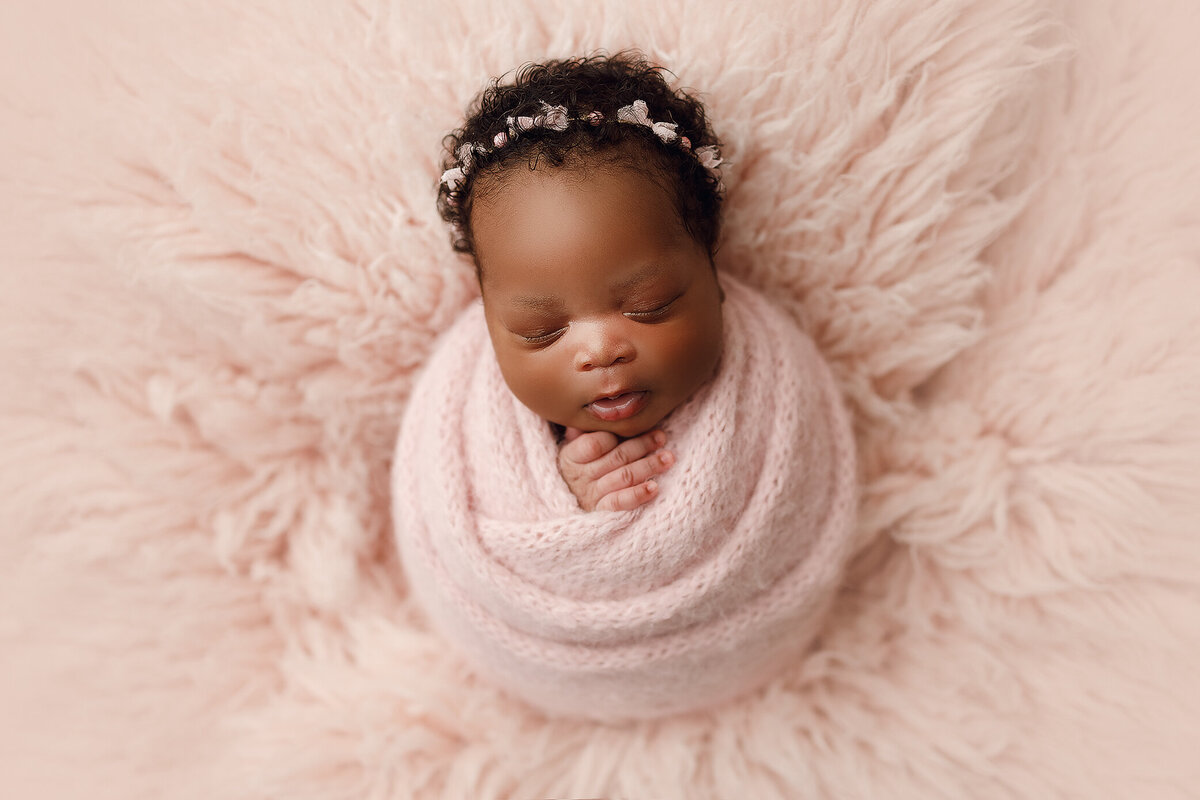 McDonough newborn photographer, Atlanta Newborn Photographer, Fayetteville newborn Photographer, Peachtree city newborn photographer, Hampton ga newborn photographer, marietta ga newborn photographer