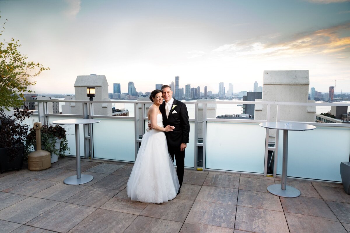 emma-cleary-new-york-nyc-wedding-photographer-videographer-venue-tribeca-rooftop-1