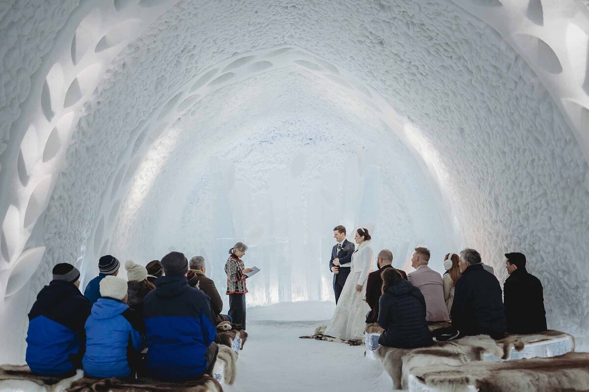 icehotel-weddings-winter-weddings-vinterbröllop-fotograf-kiruna-photographer-wedding-photographer108106