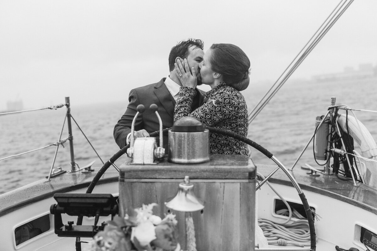harbor-cruise-line-boston-ma-wedding-carlystorro-24
