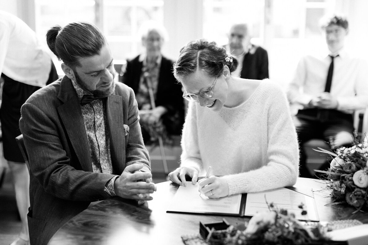 Heiraten-Hochzeit-Hochzeitsfotograf-Schloss-Andelfingen-Zivilhochzeit-5