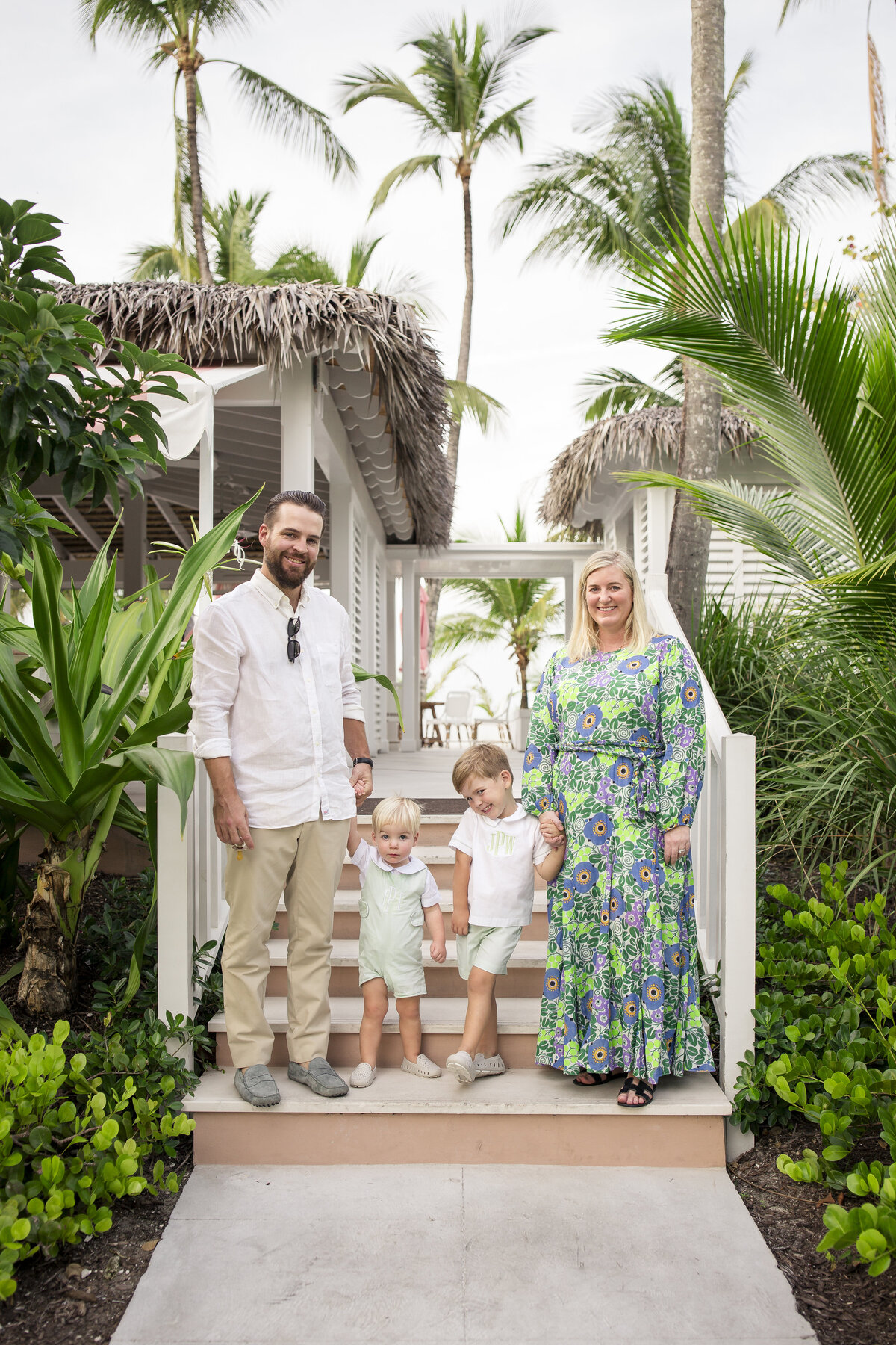 EboniRobyn-Family-Caroline-BeachShack-LyfordCay-Nassau-NewProvidence-TheBahamas-Final-2