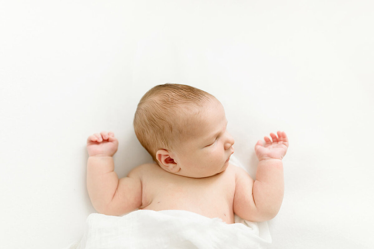 newborn photographer cumming