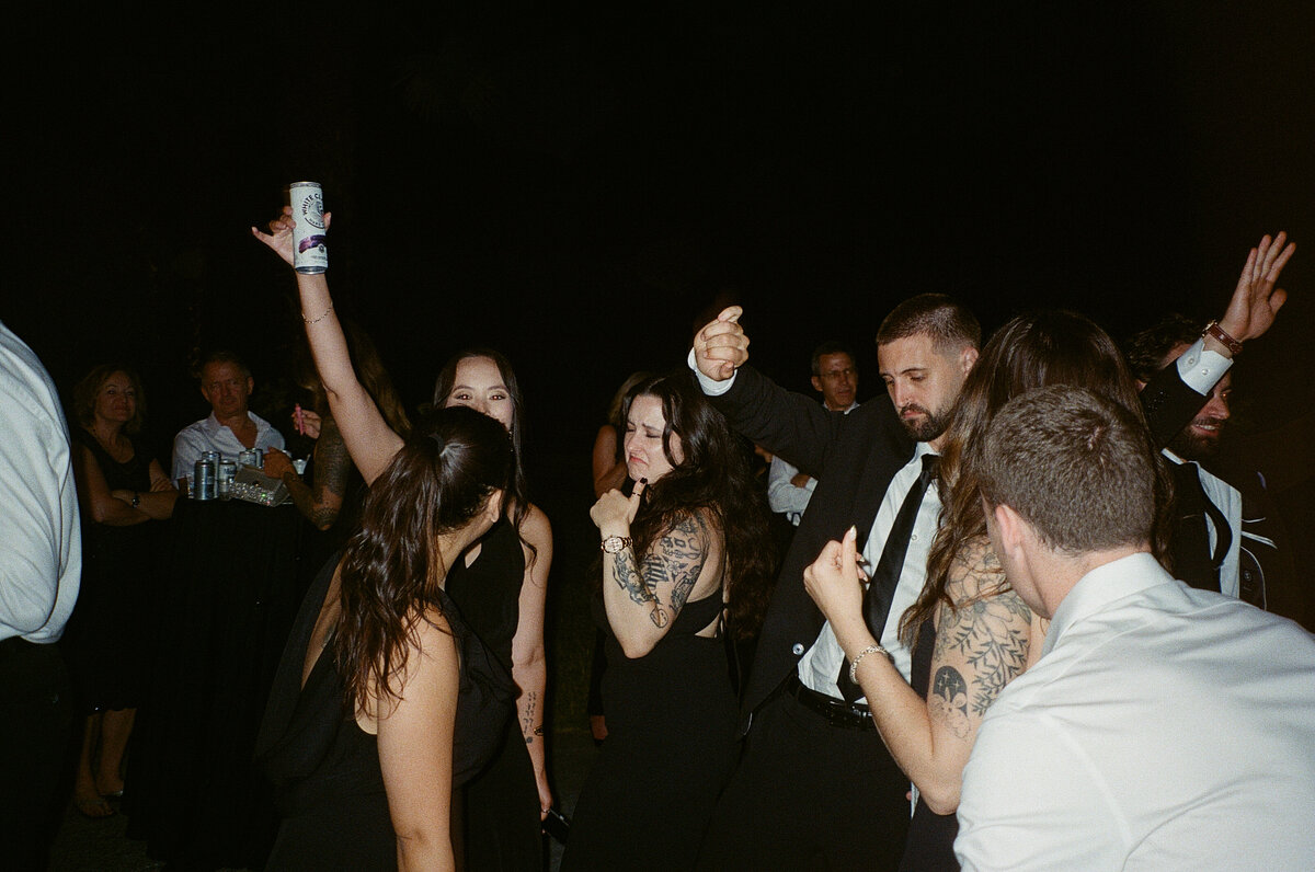 Melissa O'Hara Photography - THE ROBBINS WEDDING FILM SCANS-094