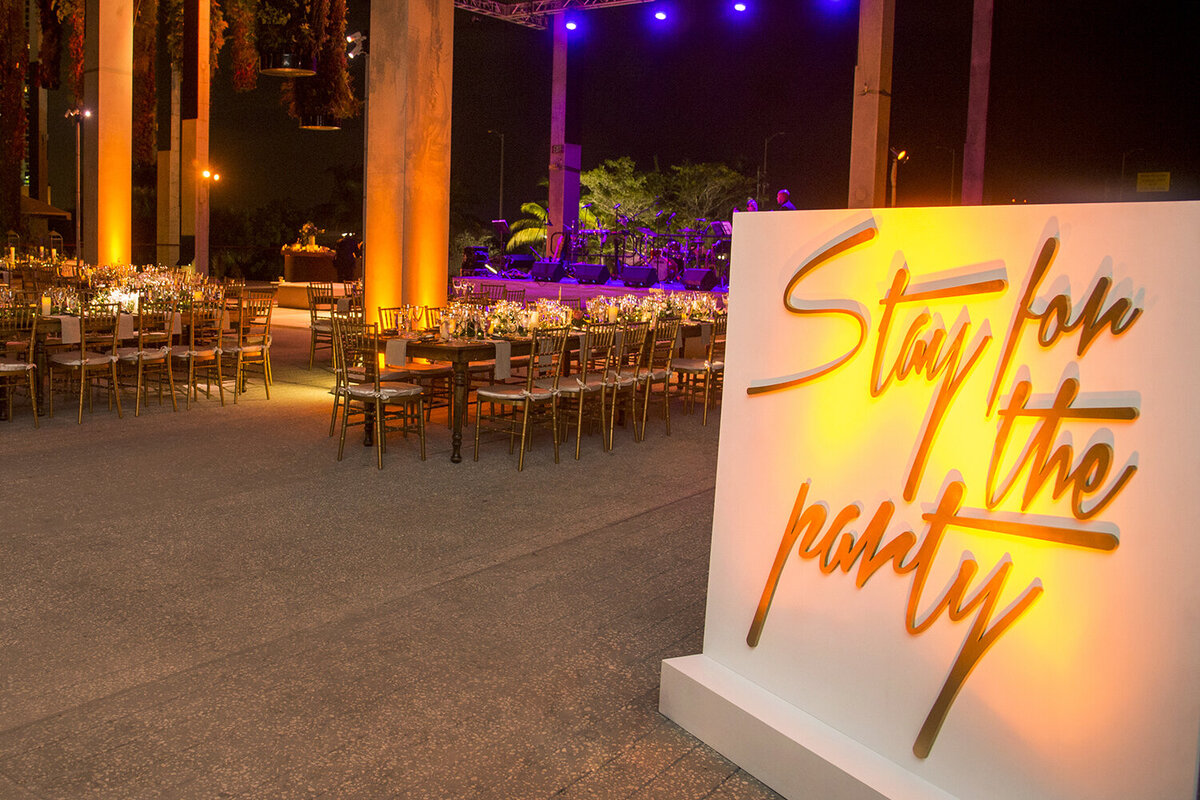 00007-organic-wedding-perez-art-museum-miami-chris-weinberg-events