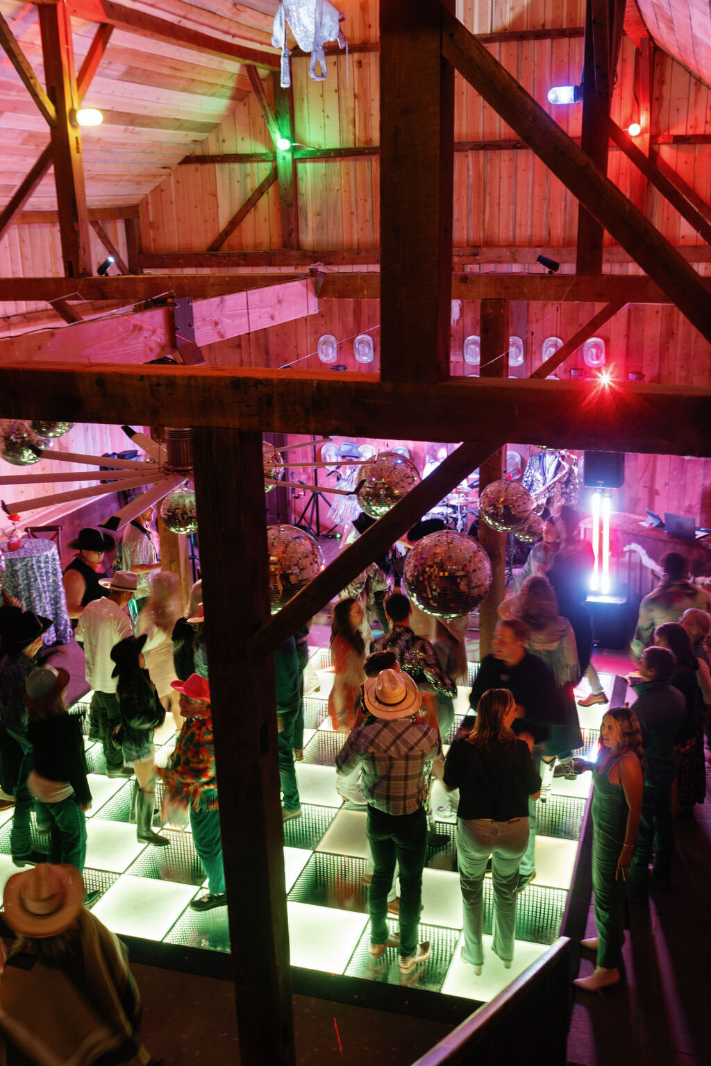 Colorado-wedding-planner-disco-welcome-party