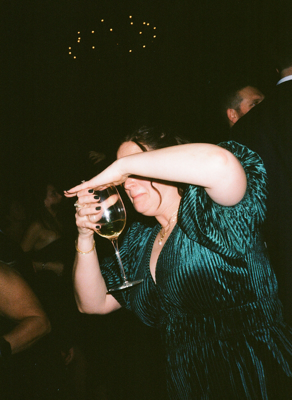 dancing-wedding-guest-photography-at-boston-park-plaza