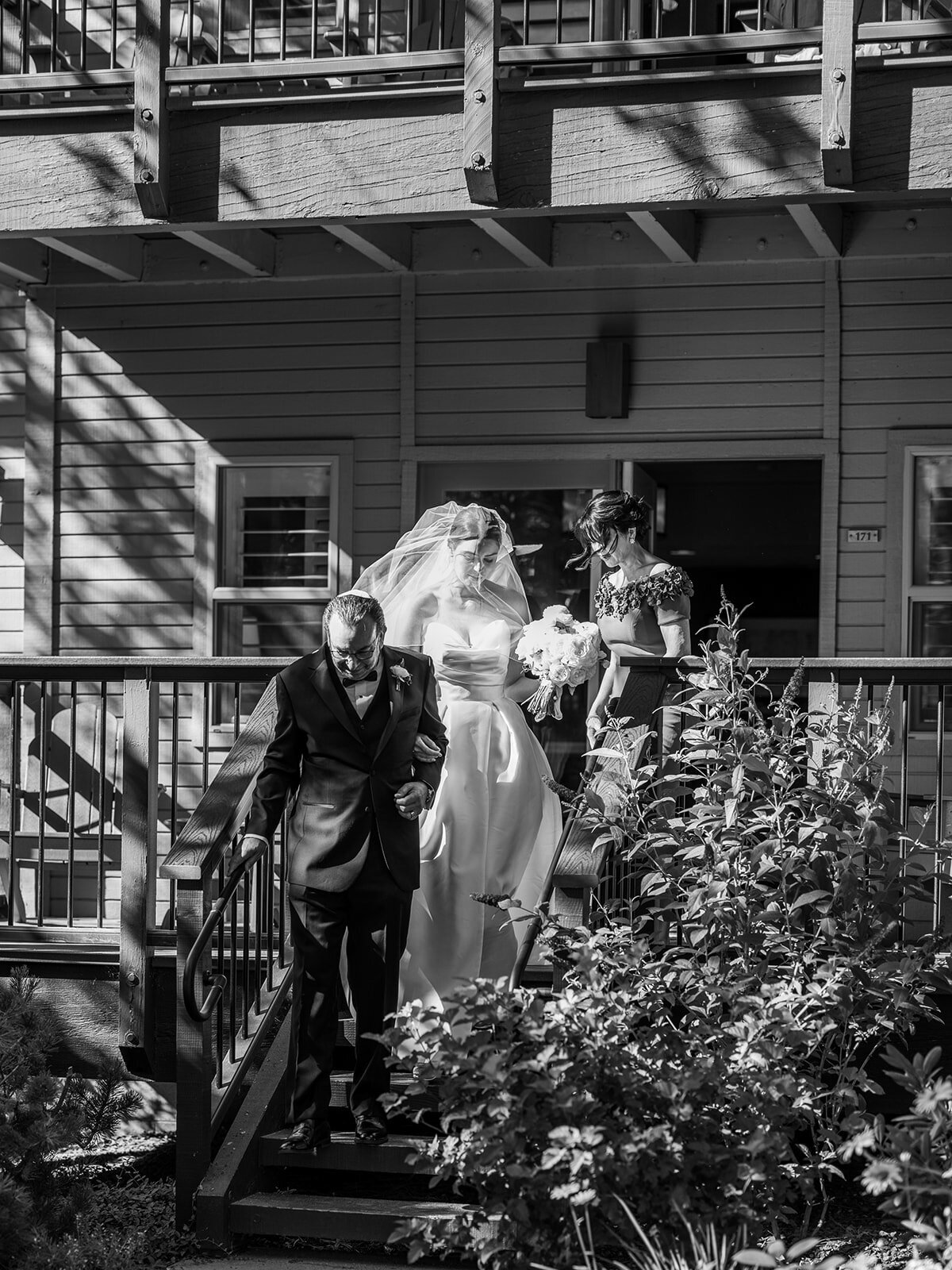 hyatt-tahoe-wedding-napa-photographers-thedejaureguis-0117