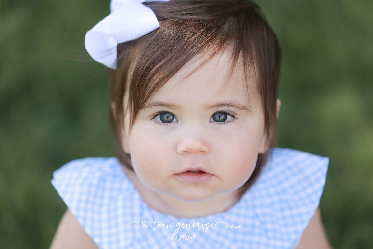 lehigh-valley-photographer-lori-generose-lg-photography-first-birthday-cake-smash-girl-west-allentown-pa