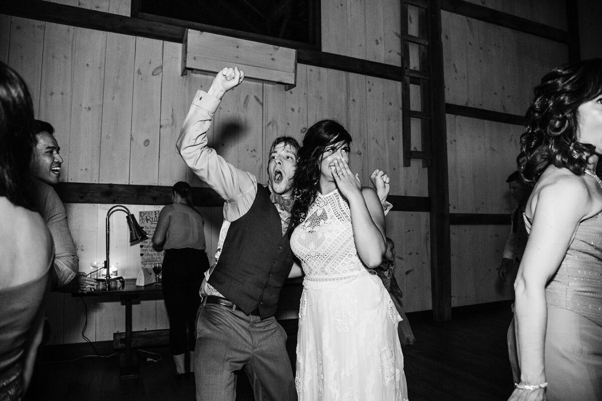 Thunder Bay Wedding Photographer 2019.08.03 Katie + Zach_s Wedding-898BW