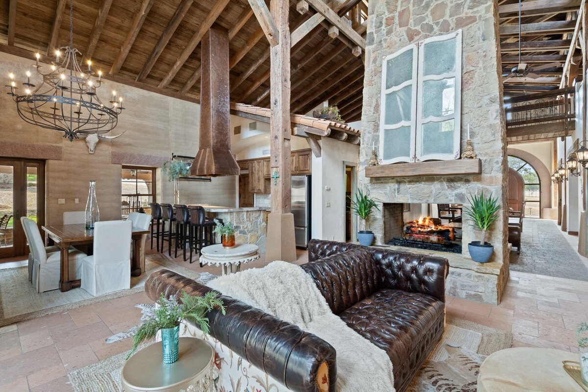 luxury ranch living accommodation