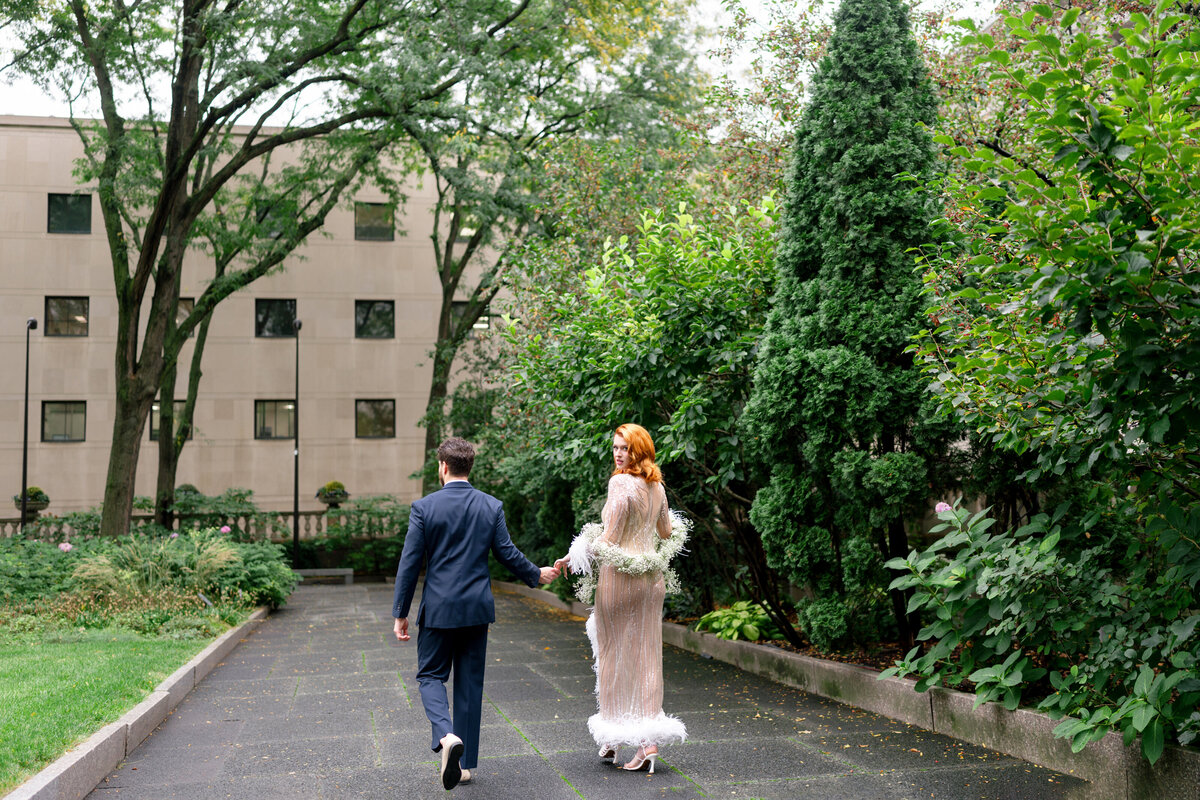 Berlez-Aspen-Avenue-Chicago-Wedding-Photographer-Glam-Atelier-Clair-De-Lune-Vintage-Bob-Mackie-Sheer-Beaded-Gown-Luxury-Engagement-Art-Institute-of-Chicago-South-Garden-21
