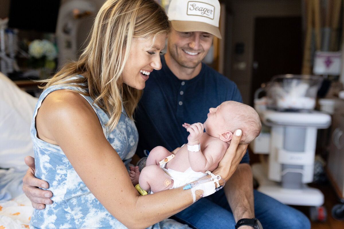 French-Hospital-Newborn-Photos016