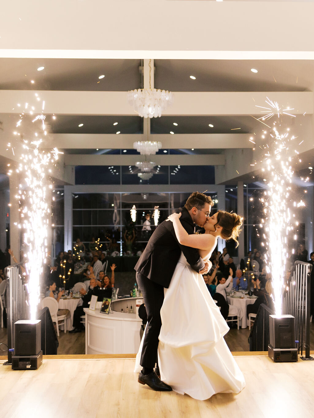 13.ReceptionEvents-Chelsea&Aaron-AlisonBrookePhotography-22