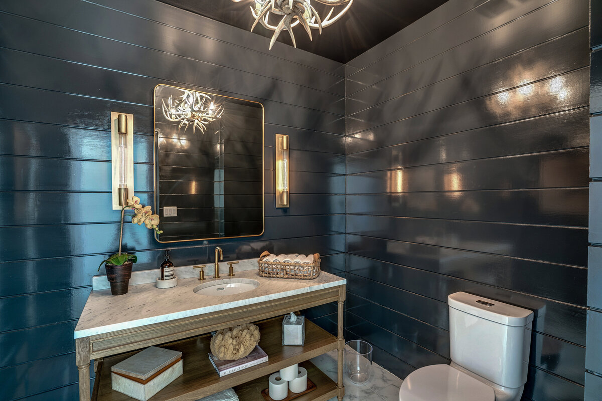 225 wardour dr_0022