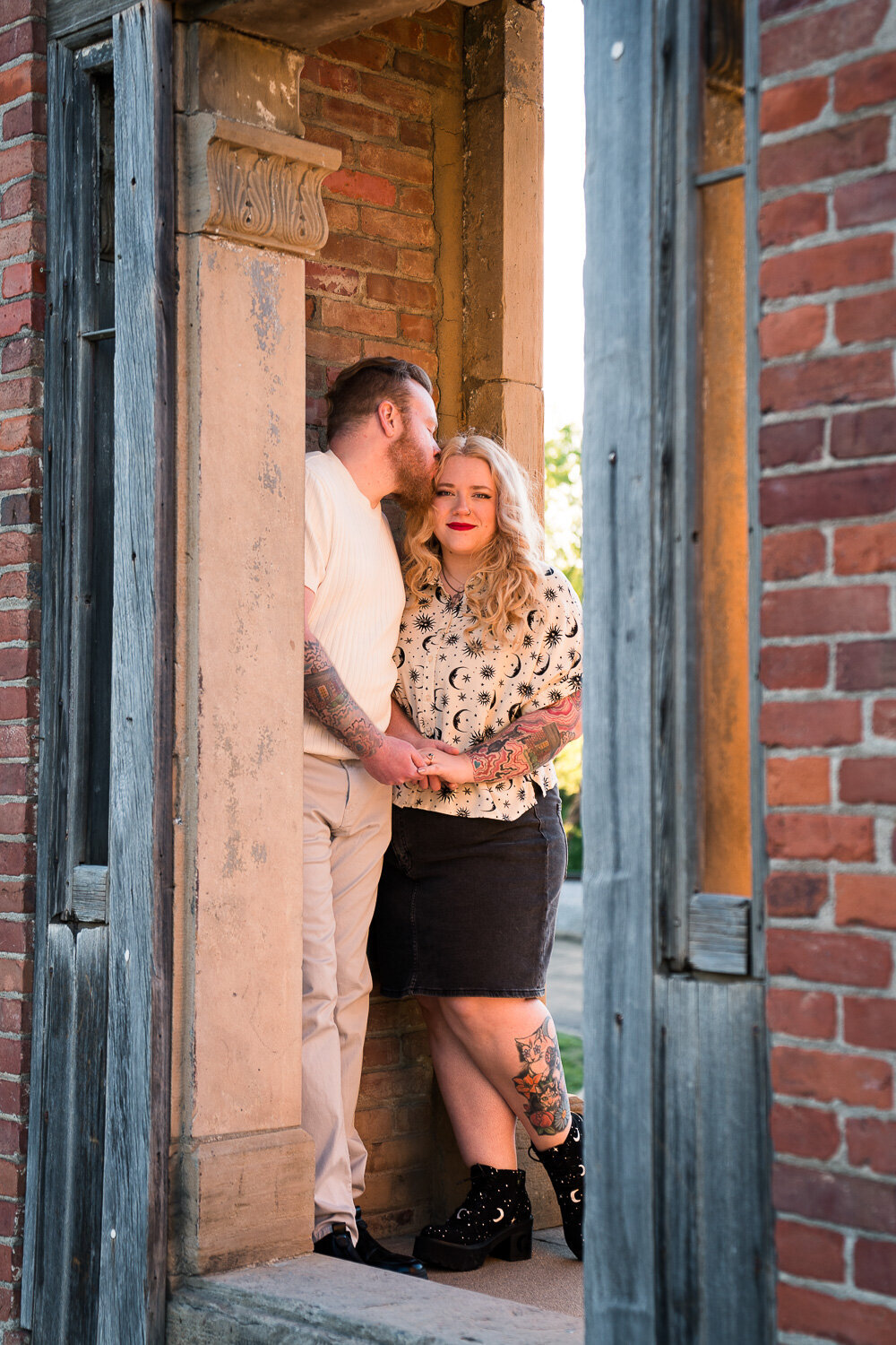 funky-door-engagement-session-1