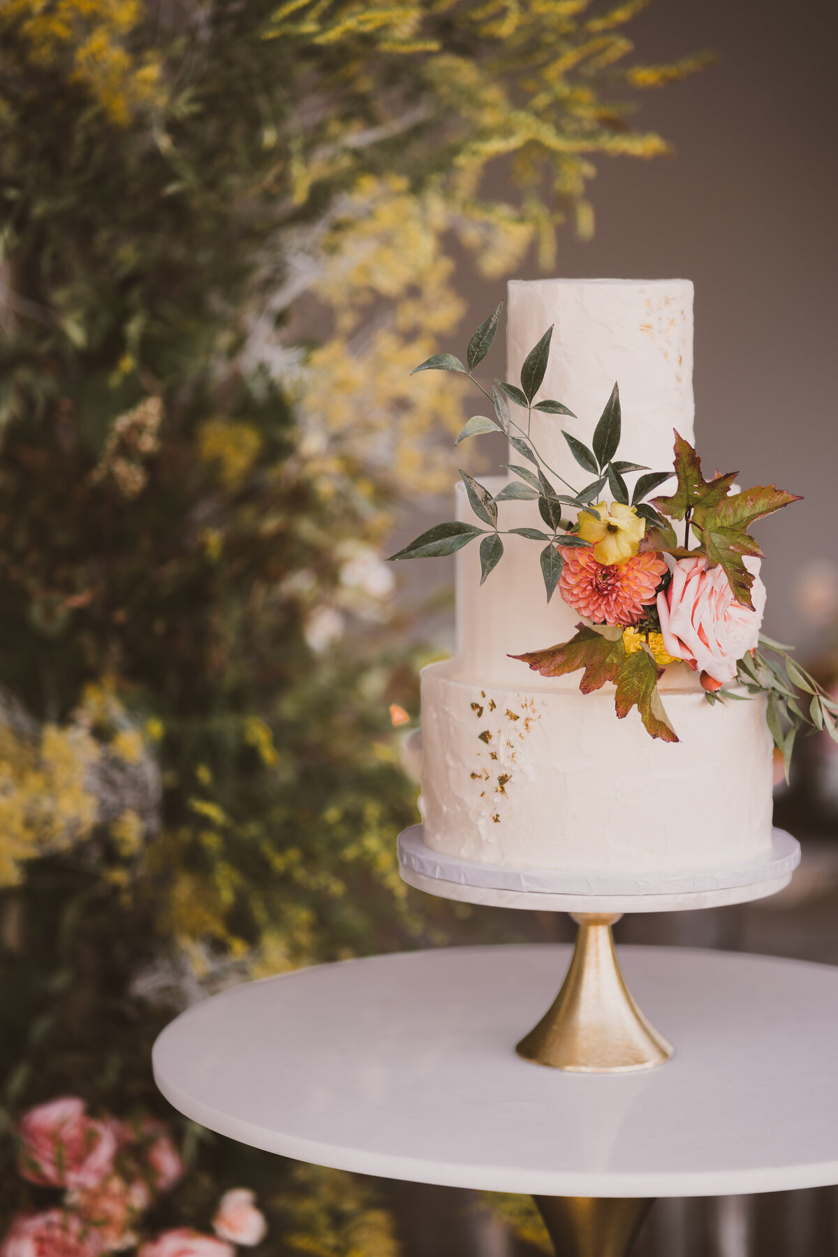 Gold Foil Elegant White Wedding Cake