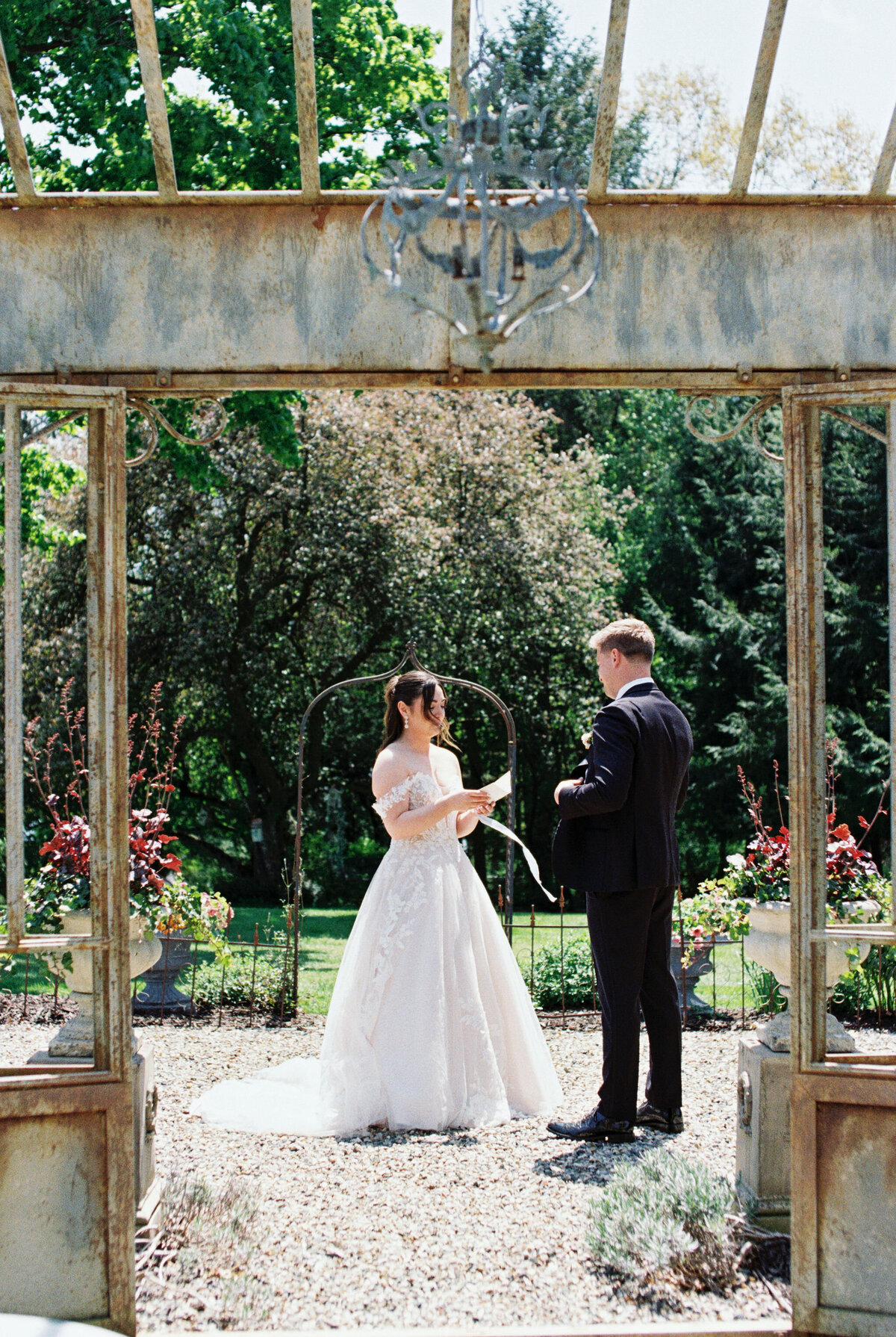 Maria + Grant + Truvision Studios 201