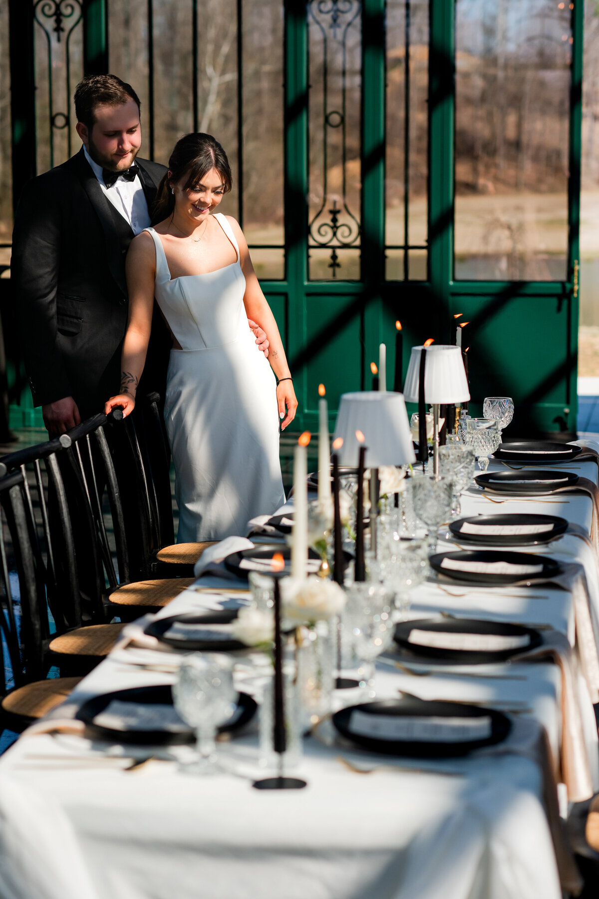 2025_PixelsandWood_JodieBrim_brideGroom-34