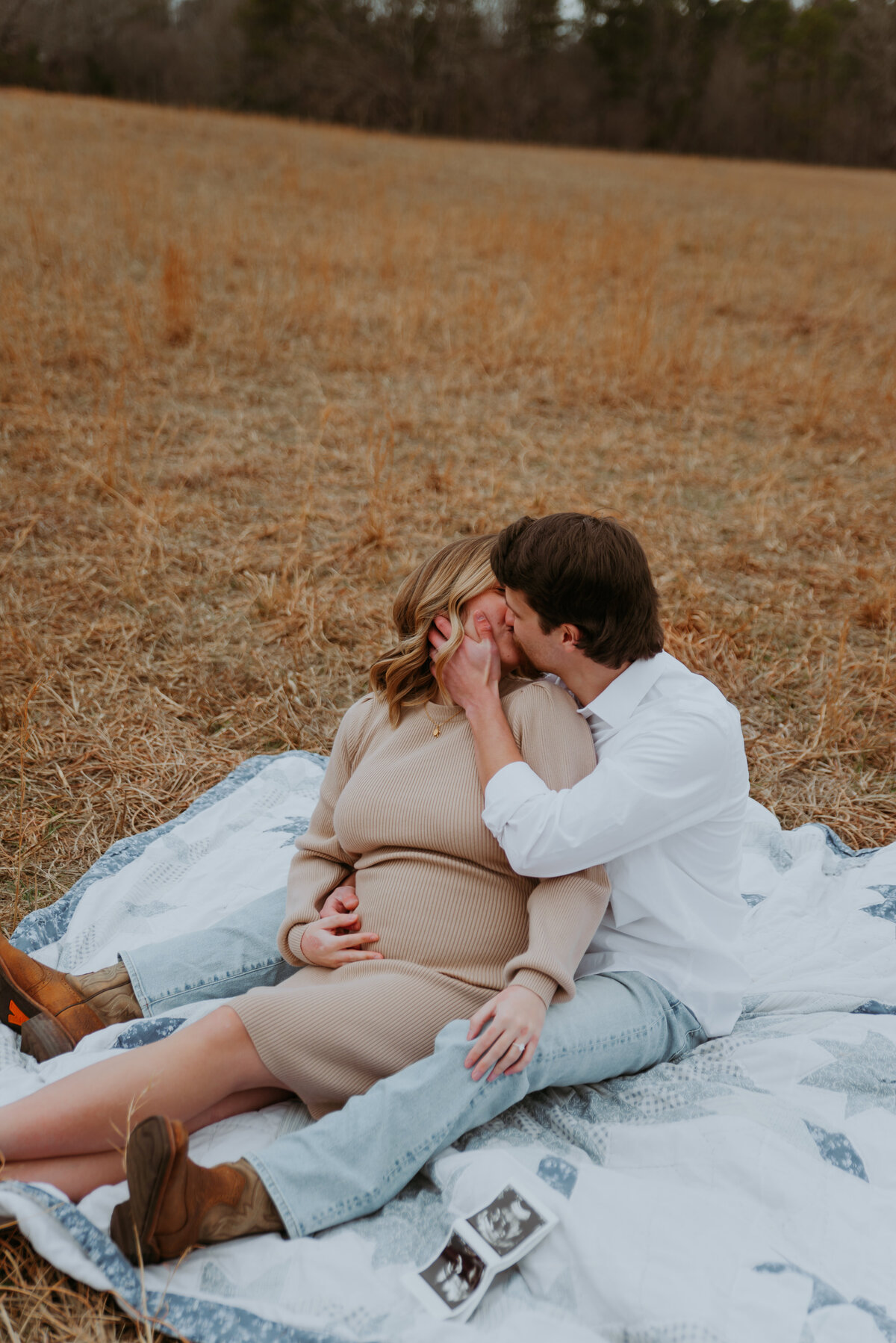 WinterMaternity2025-kattiejacksonphotography 2025-kattiejacksonphotography_-155