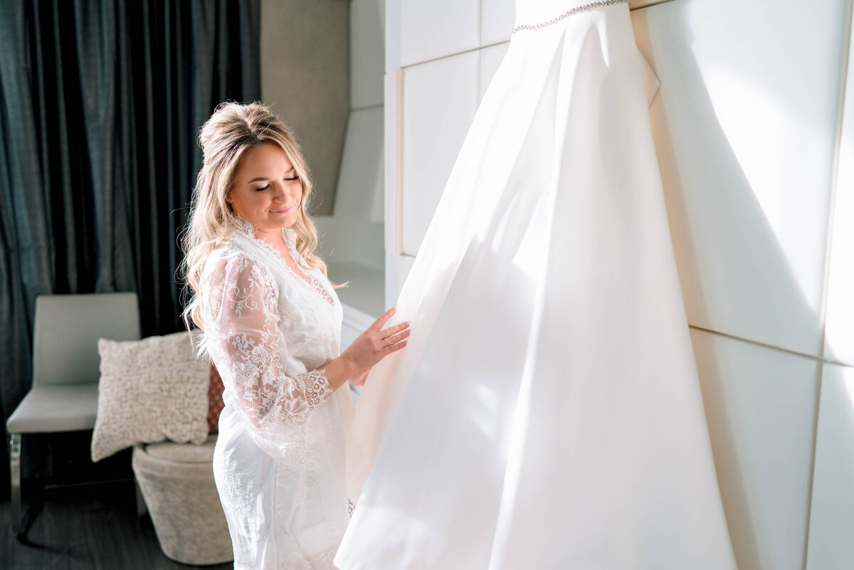 MargaretJames_PittsburghWeddingPhotographer-47