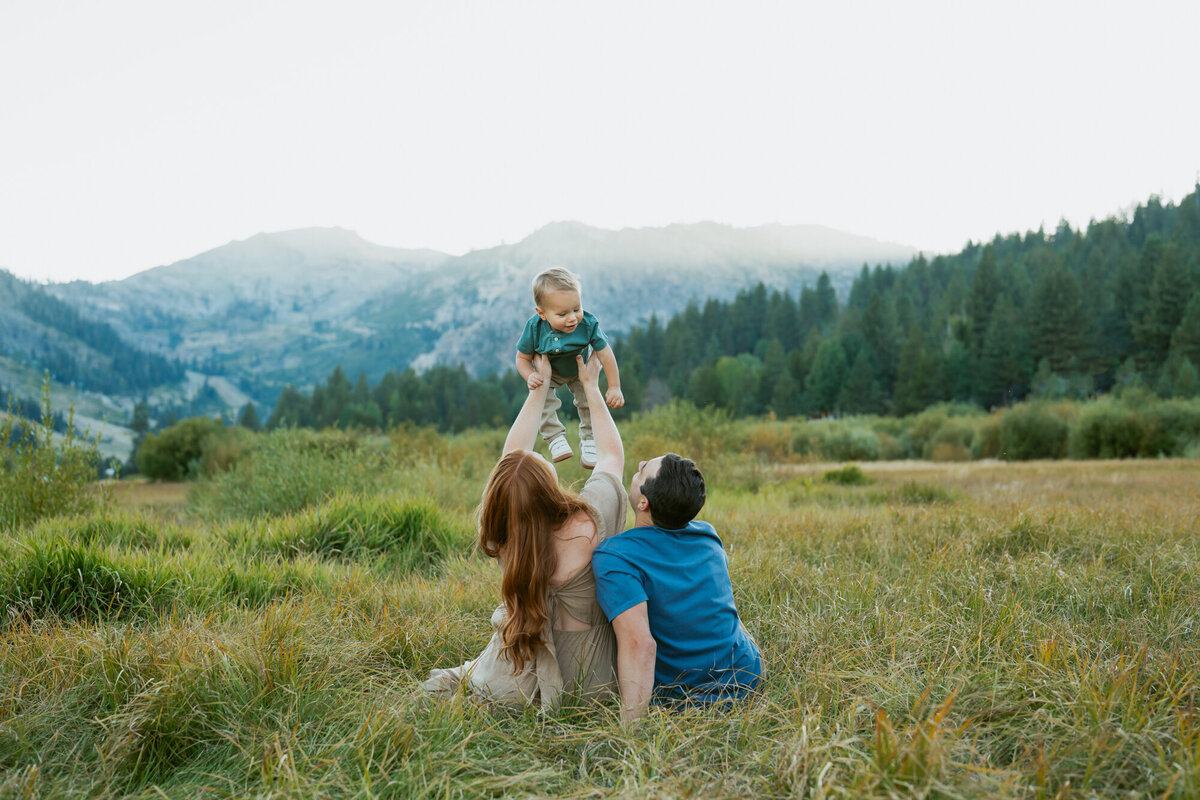 Lake Tahoe-Family-Photographer-55