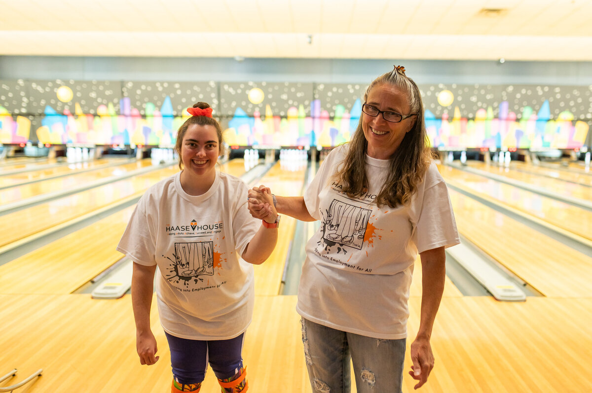 thh_bowling_fundraiser_007