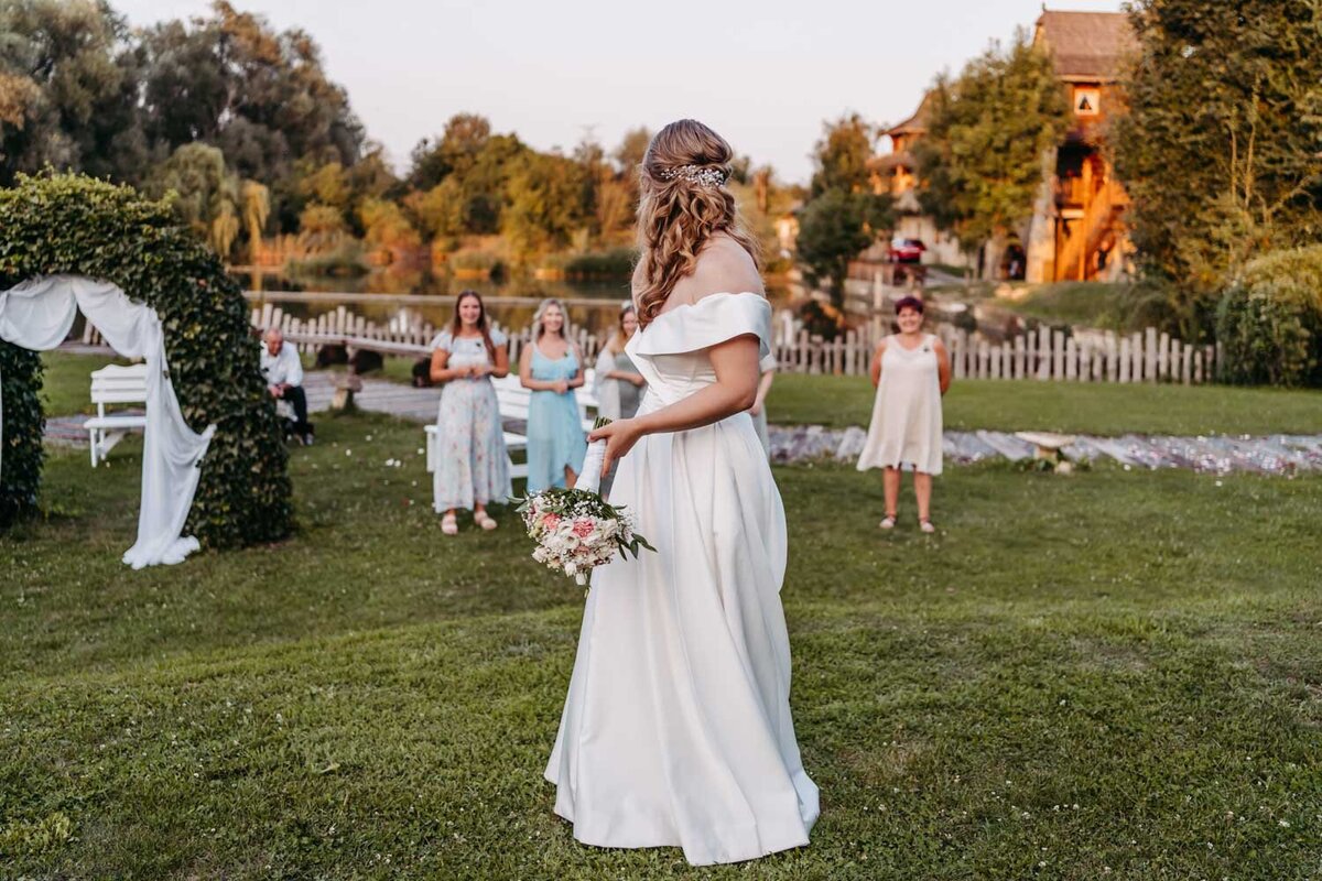 Svatebni_fotografka_Praha_Karolina_Ticha_Resort_Svet_Uzice-159