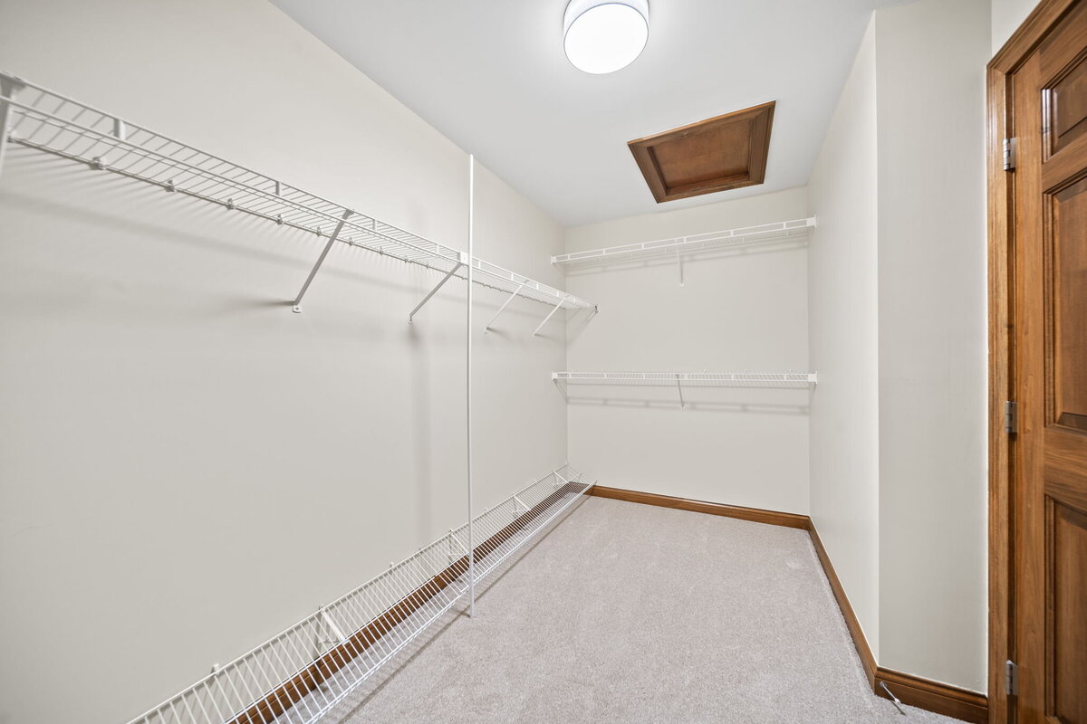 63-web-or-mls-A7407490
