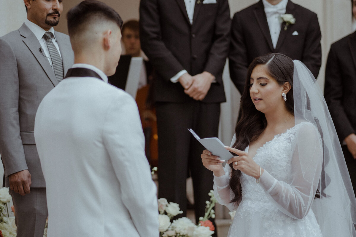 L&H_WED-228