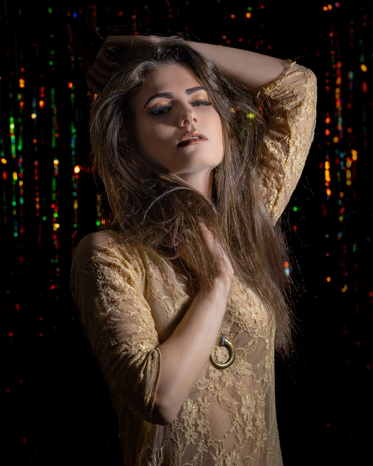 LOGHEN CHRISTYNE for GLAMOUR SECTION WEBSITE sRGB