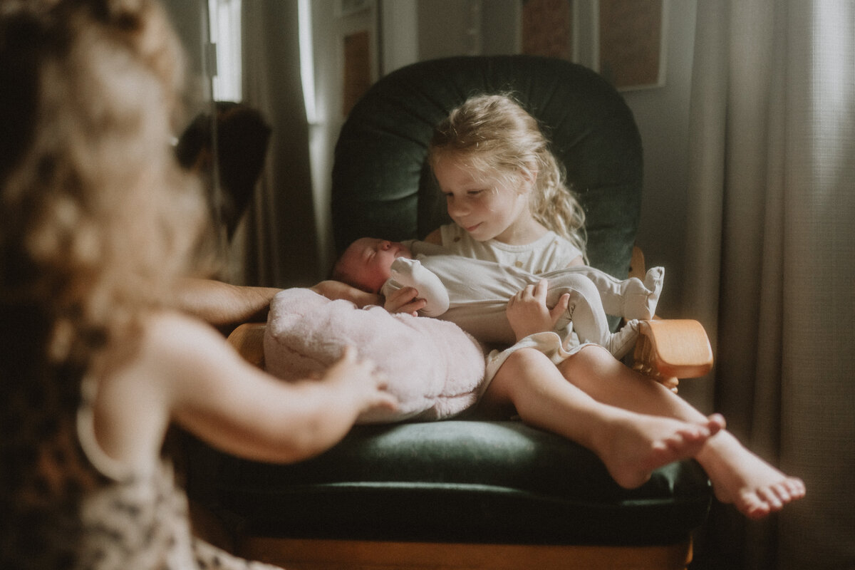 Ember-After Birth-085