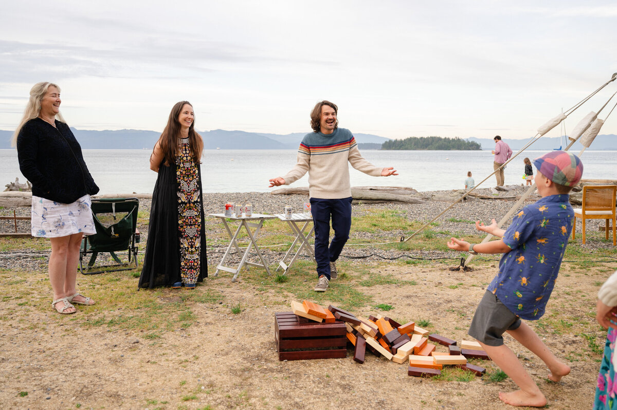Bellingham-Wedding-Photographer_Guemes-Island-Resort_Caylie-Mash_SR0232