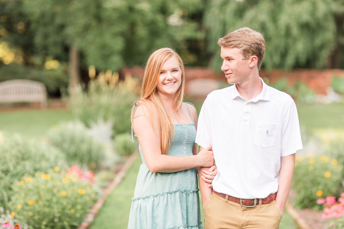 Jennifer B Photography-Weymouth Gardens-Southern Pines-Jackson and Hannah-Engagement-2020-0009