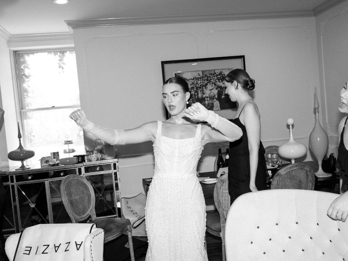 Emma + Joey Wedding Getting Ready-Mariah Jones Photography-104