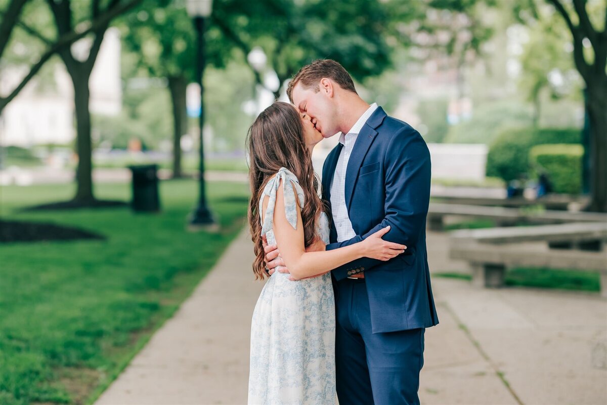 DETROIT-WEDDING-PHOTOGRAPHER-CAPTURED-BY-KELSEY-DIA-ENGAGEMENT-SESSION-GM-67_websize