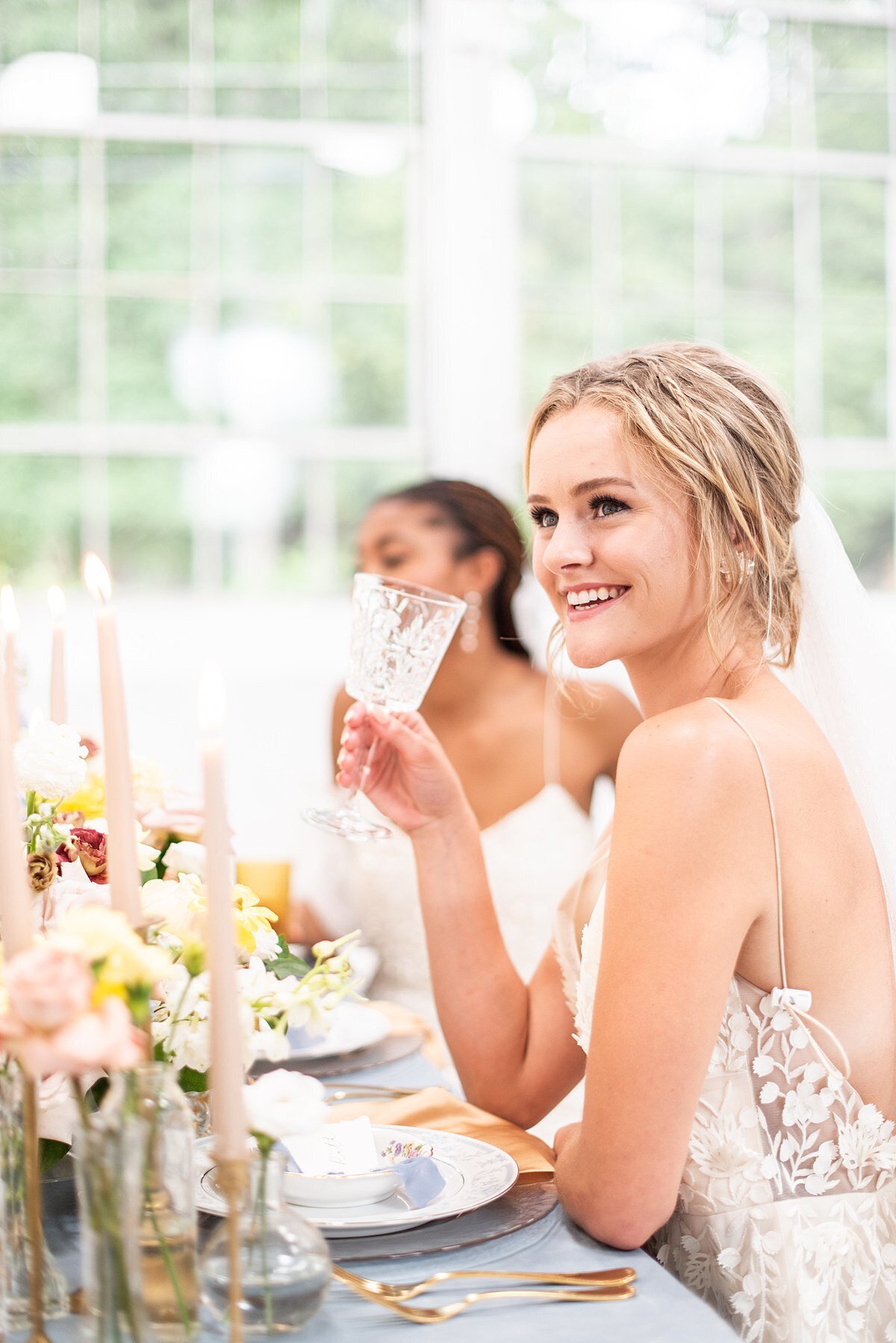 bride-groom-tablescape-white-green-greenville-sc-nc-brides