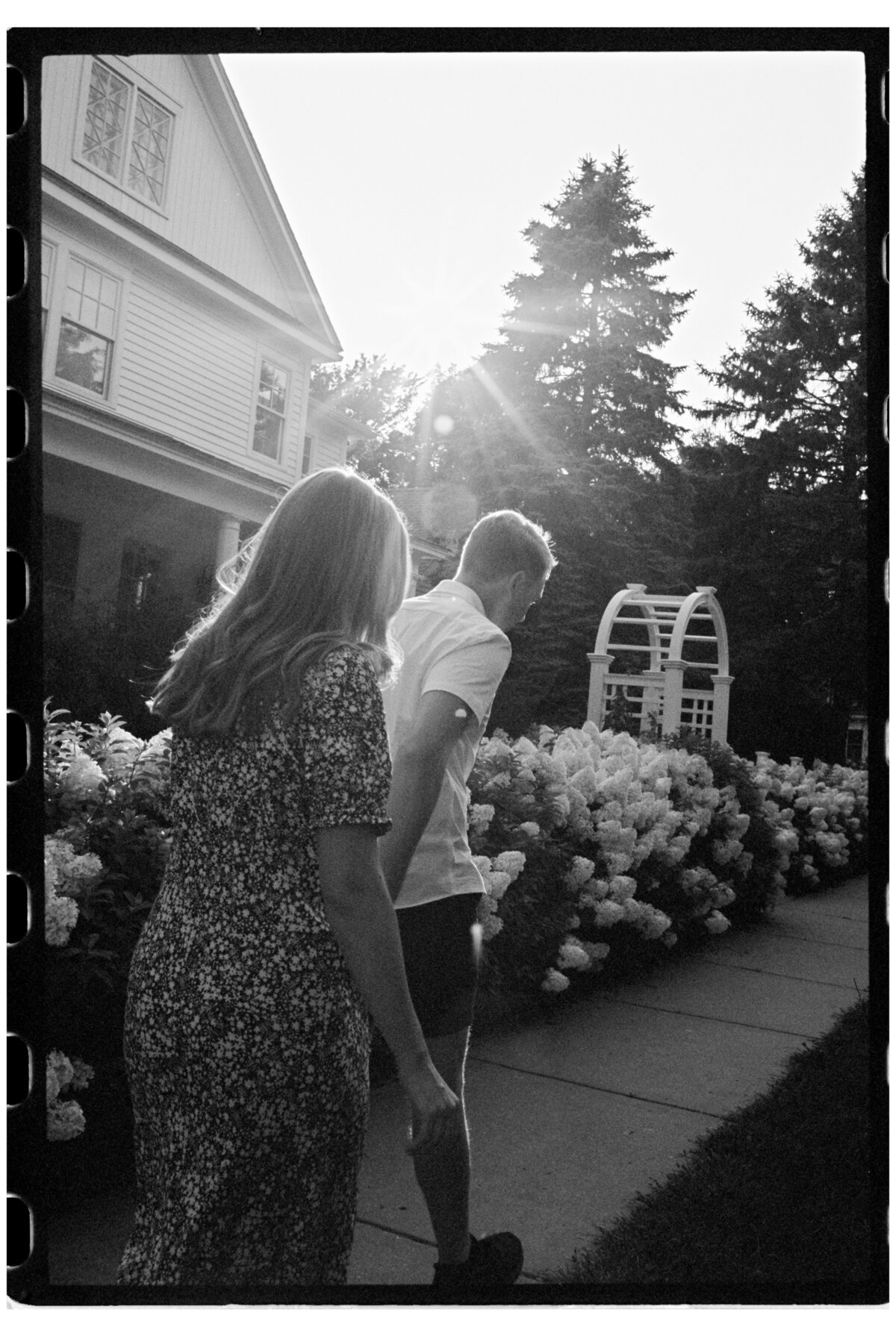 Excelsior-Minnesota-Summer-Engagement-Session-Clever-Disarray-23