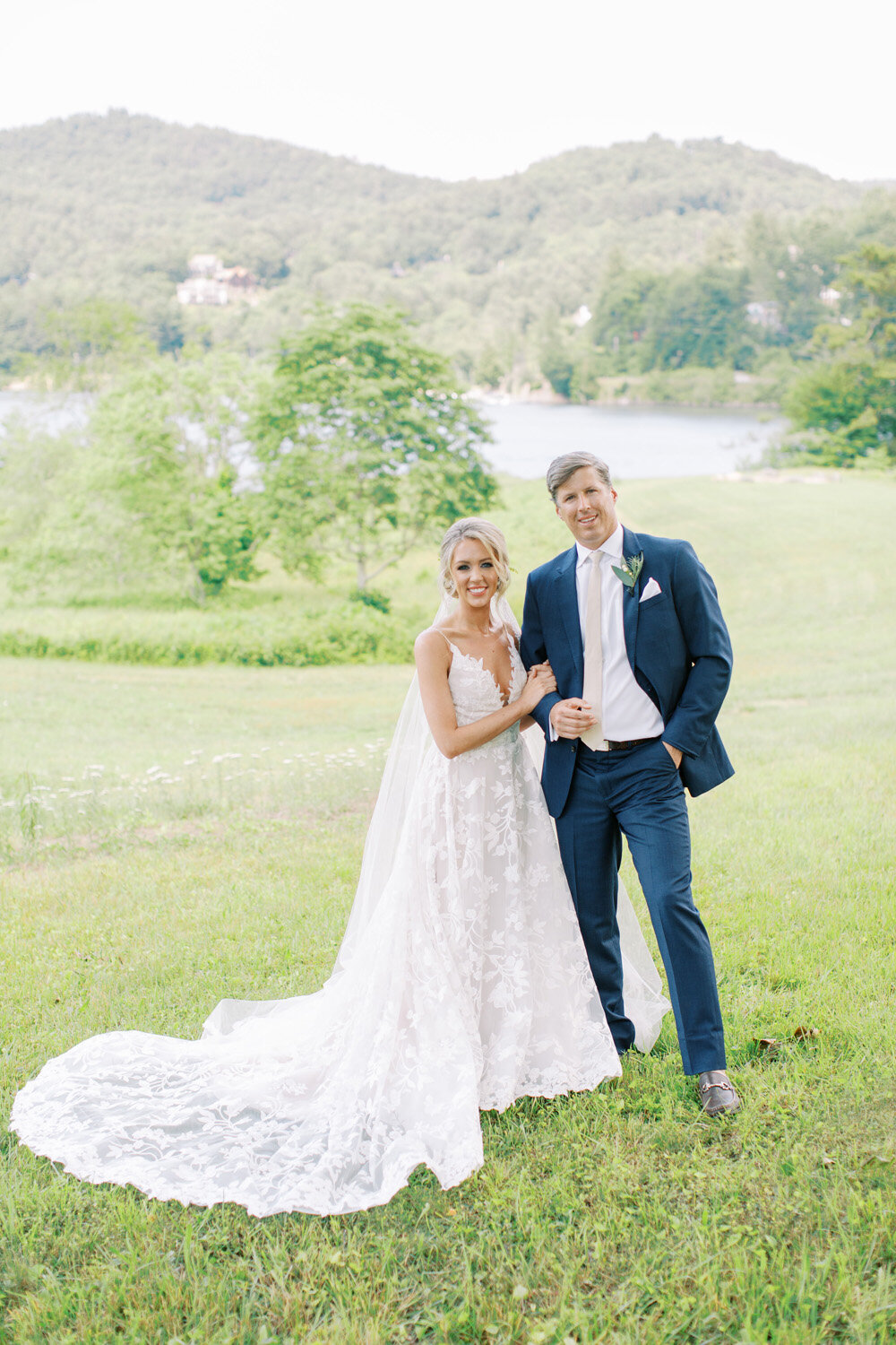 cashiers-wedding-bride-and-groom