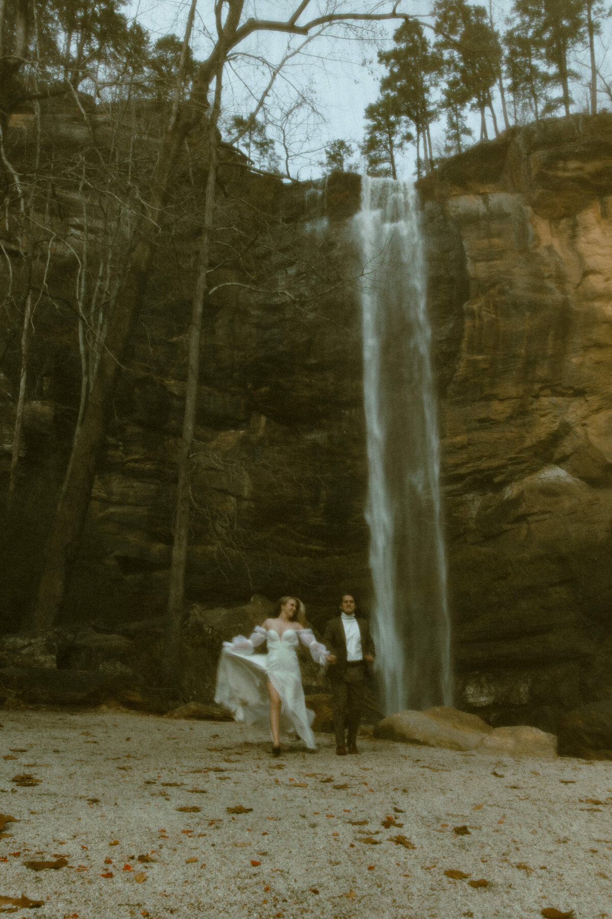 toccoa-falls-georgia-waterfall-whimsical-elegant-elopement-230