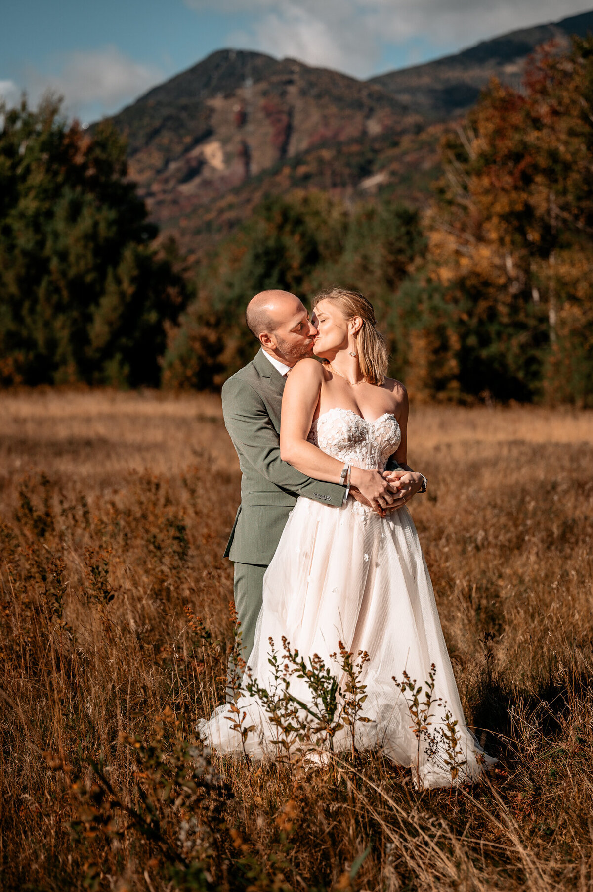 Couple elopes in front of whiteface mountain-2