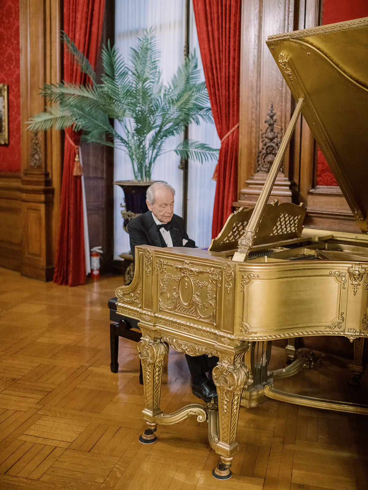 PERRY-BELMONT-HOUSE-WEDDING-WASHINGTON-DC-WEDDING-PHOTOGRAPHER-5