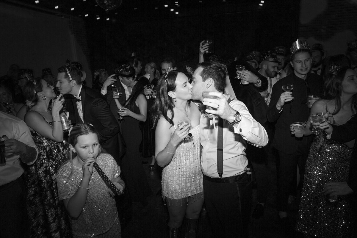 AmandaYoung.NewYearsWedding