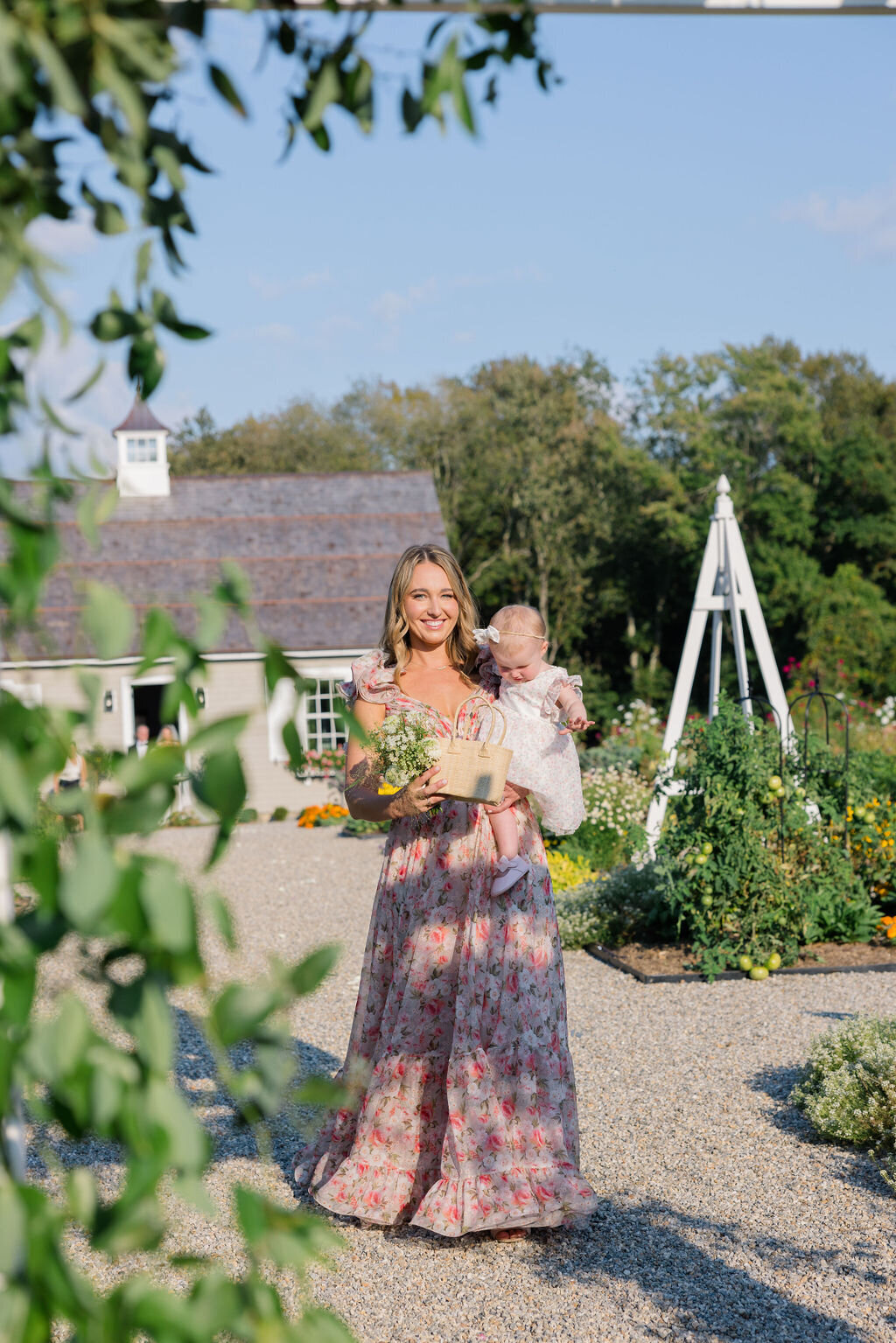 wedding-processional-at-smith-farm-gardens-jen-strunk-events