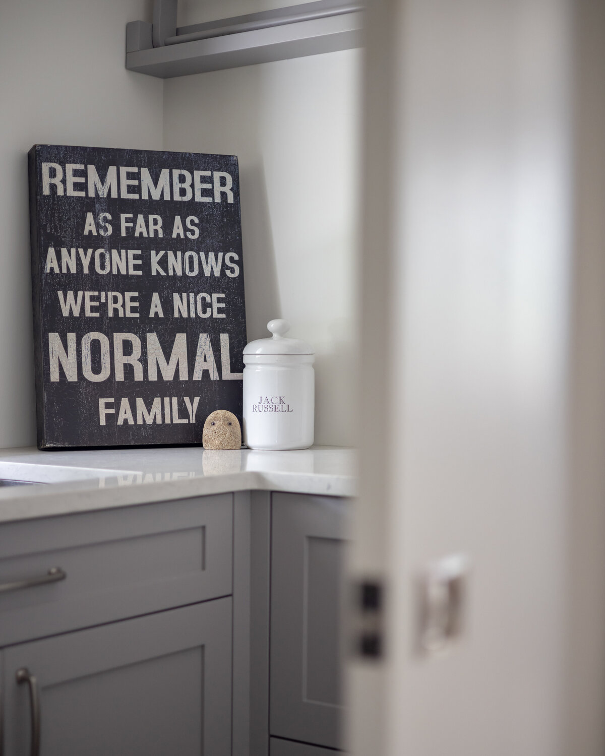 KatCo_Interiors-LakeHouse-Laundry-12