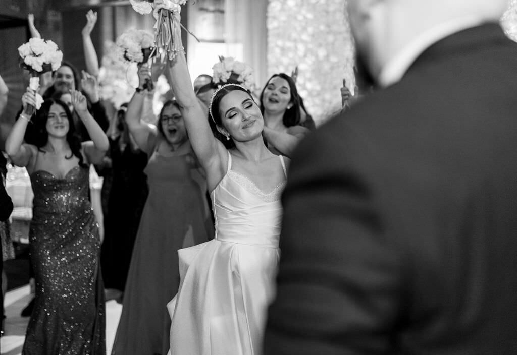 Luxury Moment Photography Montreal Wedding photographer-montreal candid wedding photographer