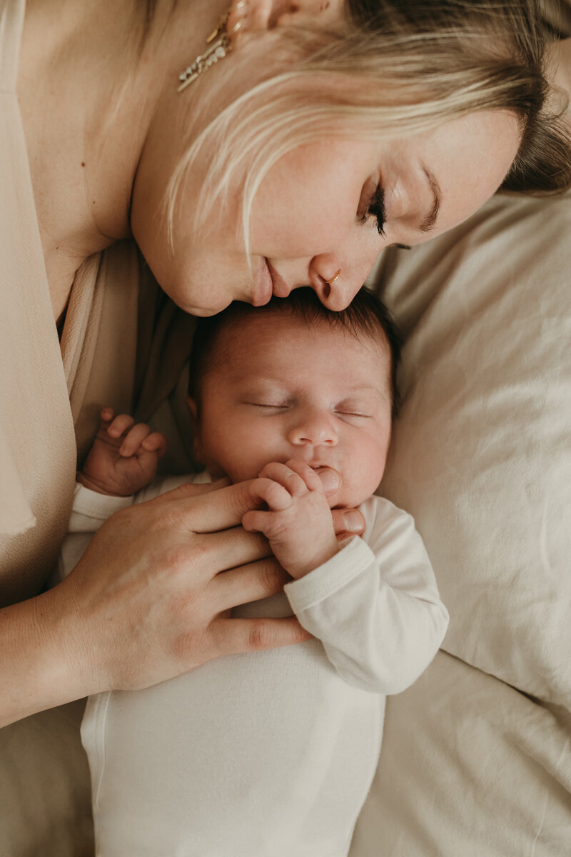 newborn-fotograaf-newborn-fotoshoot-nijmegen-blinkend-beeld-45