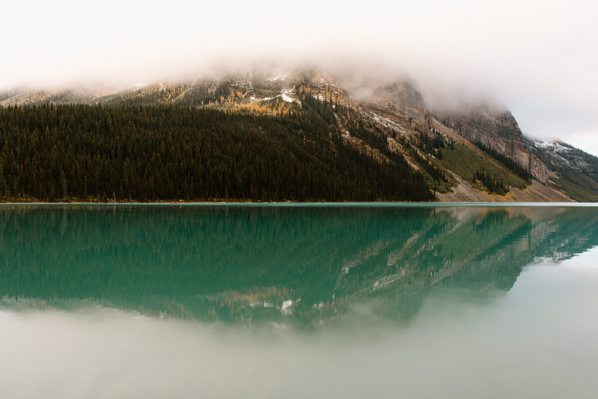 lake_louise_banff_national_park_canada