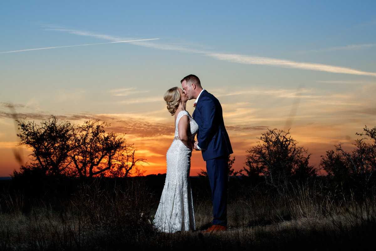 Austin wedding photographer terrace club wedding photographer bride groom at sunset